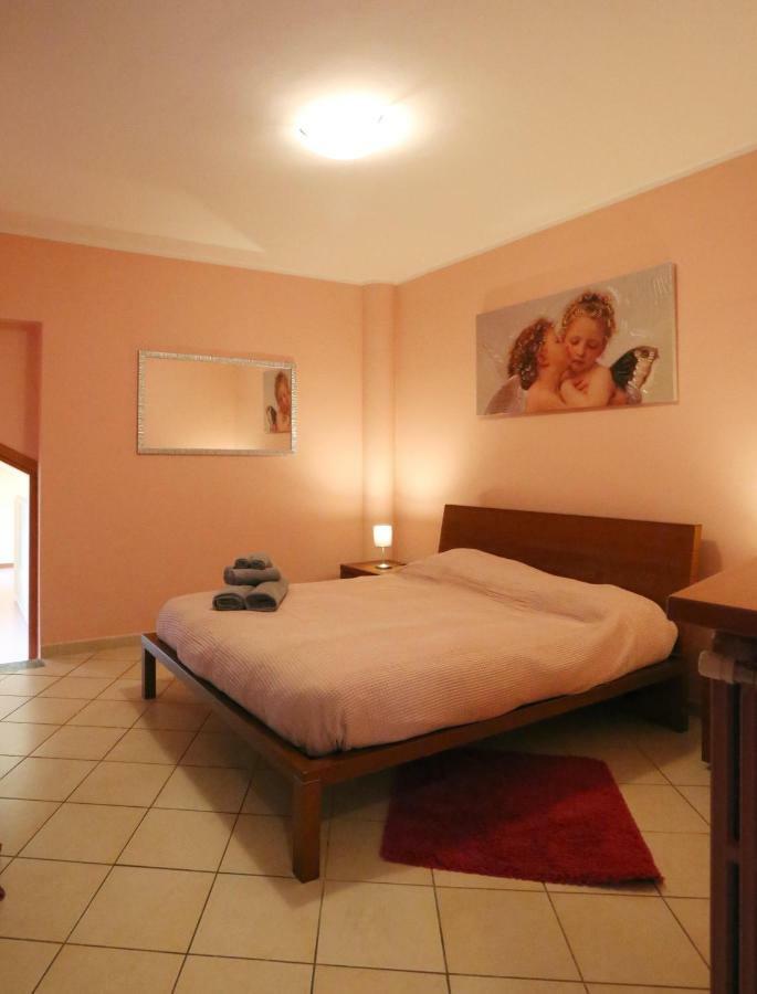 Appartamento Vandero Alba  Exteriör bild